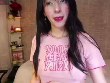 sara_alvarez_ Image 11