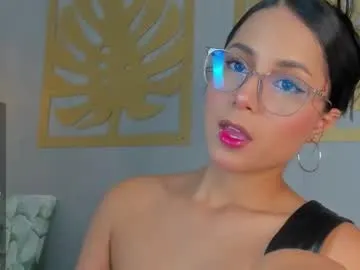 sara_castro24's Thumb Image