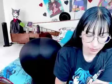 saraandmarilyn Image 11