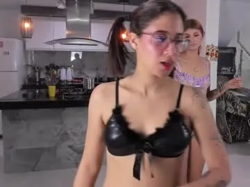 sexy_hot_friends_ Image 18