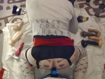 slutgurl_pdx Image 12