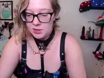 ten_tickle_pixie Image 13