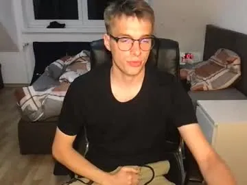 thenofaceguyy Image 18