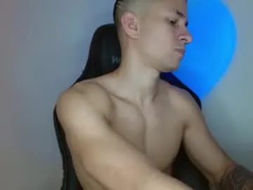 thin_tommy11 Image 19