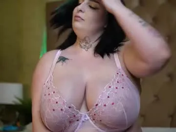 tiffanytrinity Image 3