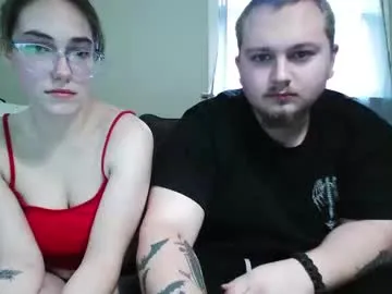 tiny_emo Profile Image