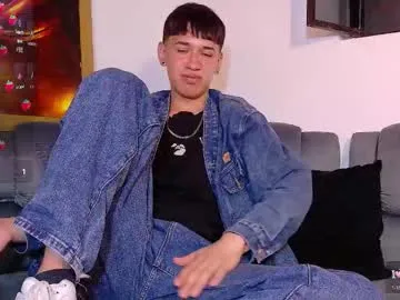 twink_daren Image 6