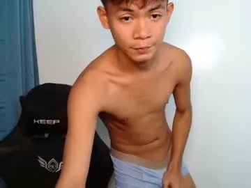 urhotpinoy_izaac Image 11