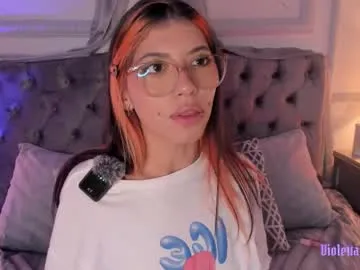 violetta_nur Image 5