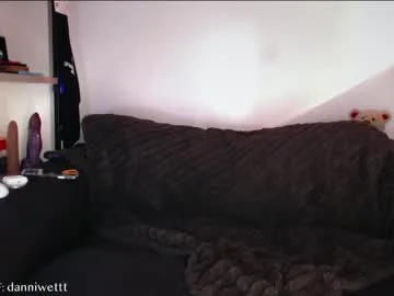wettt93 Image 4