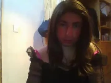 yasmin_paez23 Image 3