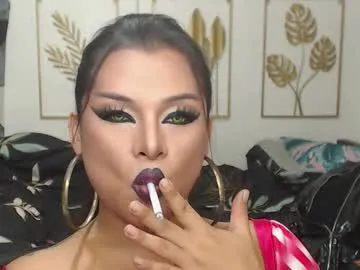 yourtrannyqueenxxx Image 10