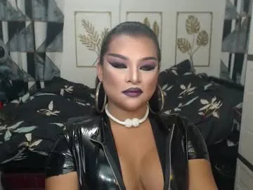 yourtrannyqueenxxx Image 11