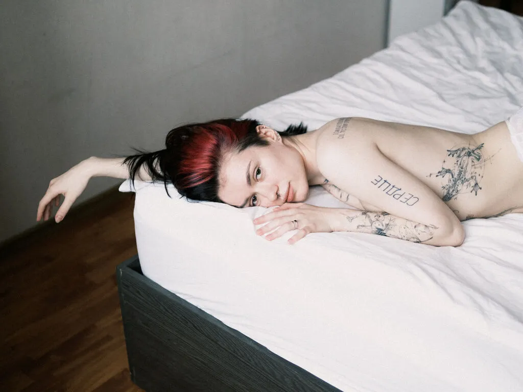 AnnaLeyah's Thumb Image