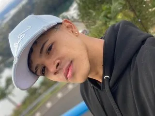 AlexColton27's Thumb Image