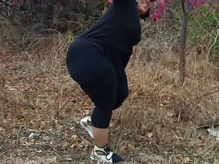 CaramelHugeAssZA Image 4