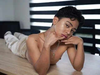 Dantebre's Thumb Image