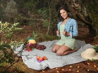 Luna_Gomez's Thumb Image