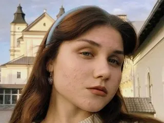 NesterlessLadyX's Thumb Image