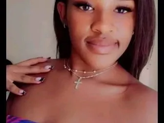 Sexyred2118's Thumb Image