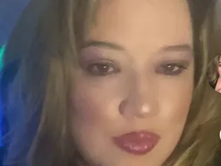 Sparklynn34's Thumb Image