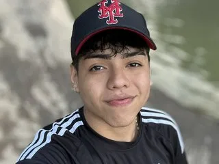 tomdrewwww's Thumb Image