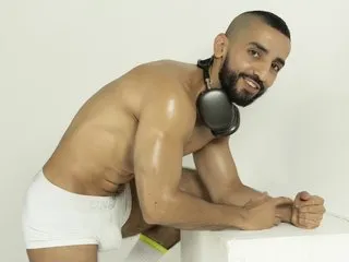 Yiyooo100's Thumb Image